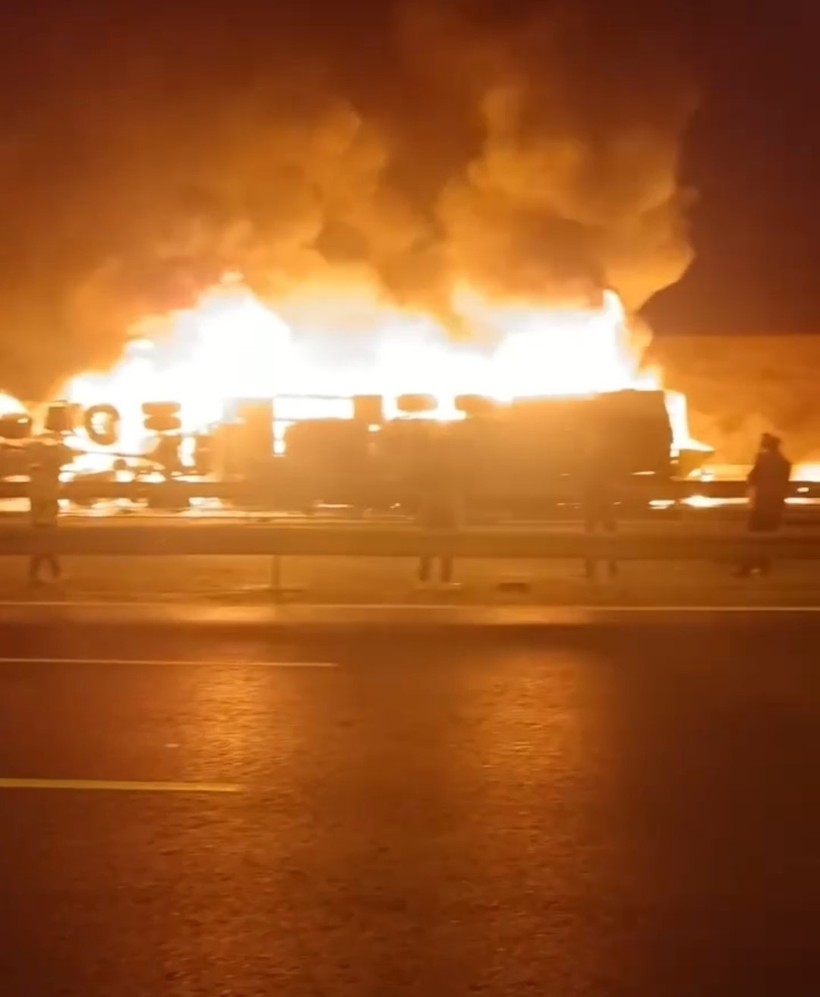 TAG Otoyolu’nda zincirleme kaza: 1 ölü 19 yaralı - Resim : 3