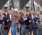 CHP Genel Başkanı Özgür Özel Sırrı Süreyya Önder için düzenlenen tören çıkışında saldırıya uğradı