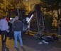 Motosiklet, park halindeki 10 tonluk iş makinesine çarptı: 2 Yaralı