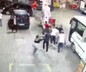 Akaryakıt istasyonundaki görevliyi döverek hastanelik eden 3 şüpheli tutuklandı
