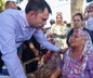 Bakan Murat Kurum, orman yangınında zarar gören köyleri ziyaret etti