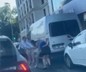Beyoğlu'nda kadın yolcu taksiciyi tekme tokat dövdü! "Beynini dağıtırım senin"