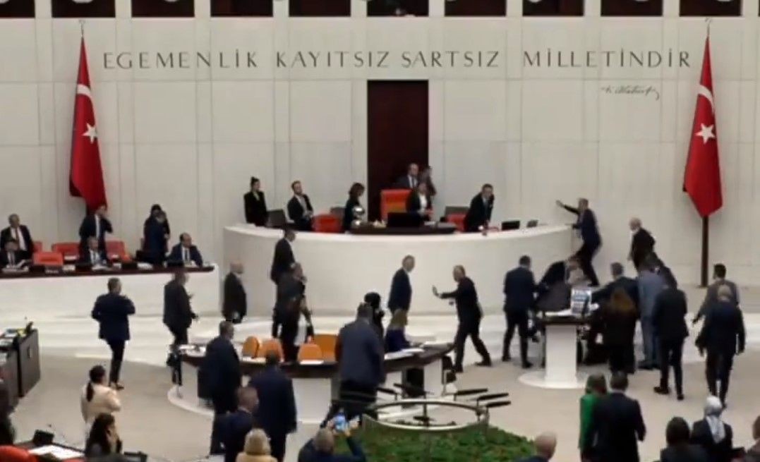 Meclis'te bayılmıştı... Saadet Partisi Kocaeli Milletvekili Hasan Bitmez son yolculuğuna uğurlandı