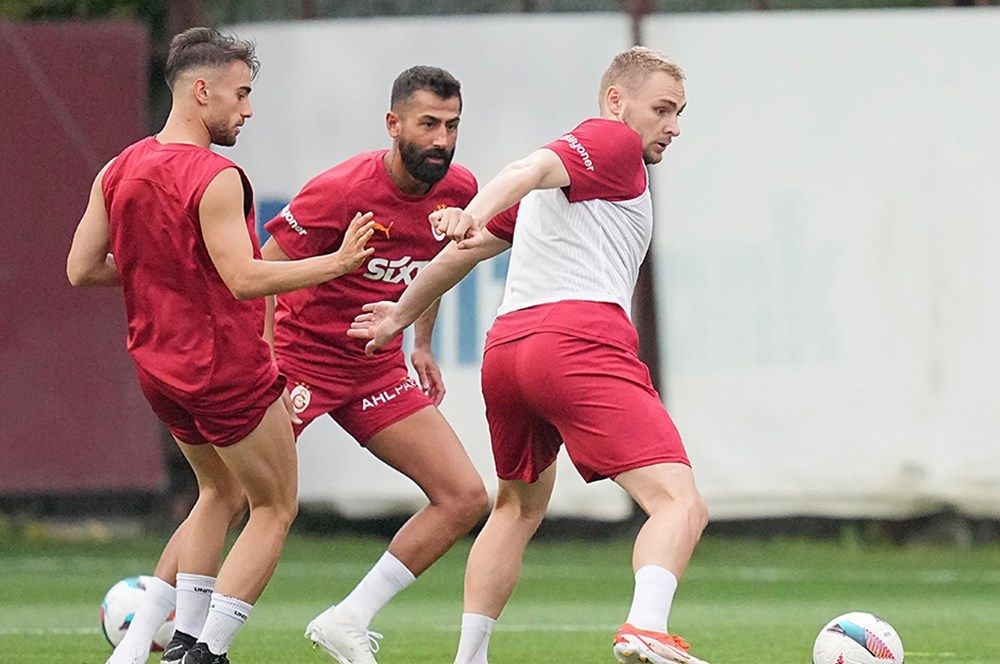 Victor Osimhen ilk maçına çıkıyor: Galatasaray'ın Çaykur Rizespor muhtemel 11'i
