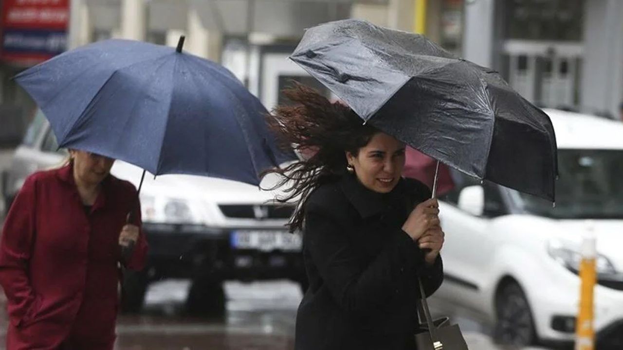 Meteoroloji'den yeni hafta için beklenen uyarı geldi! Kar, fırtına, sağanak geliyor